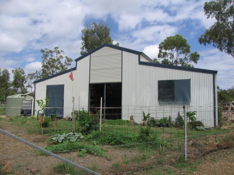 5 Rubyhill Crescent, Sapphire QLD 4702