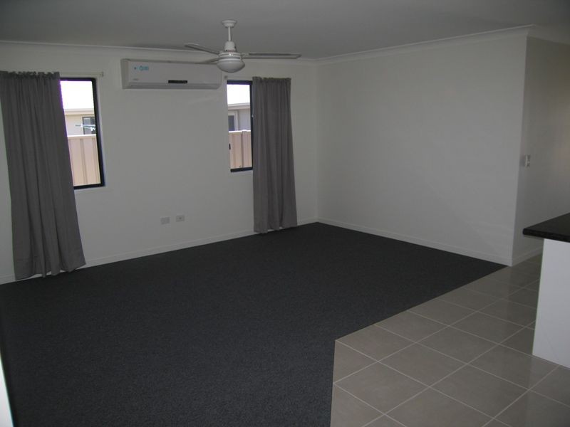 13 Lauren Drive, Emerald QLD 4720