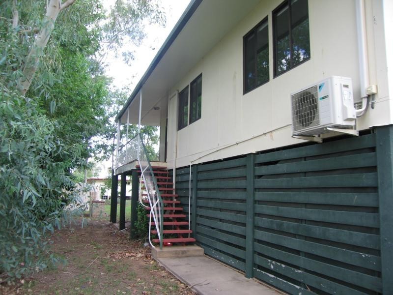 34 Moody Street, Emerald QLD 4720
