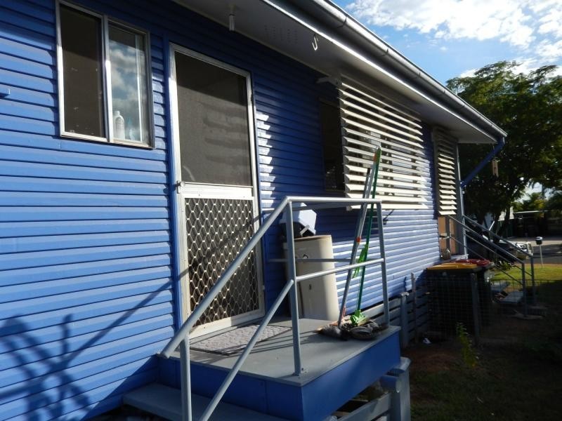 9 Ironbark Street, Blackwater QLD 4717