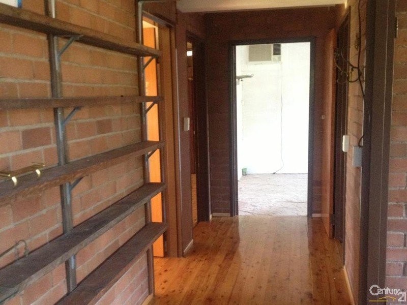 23 Rifle Range Road, Sapphire QLD 4702