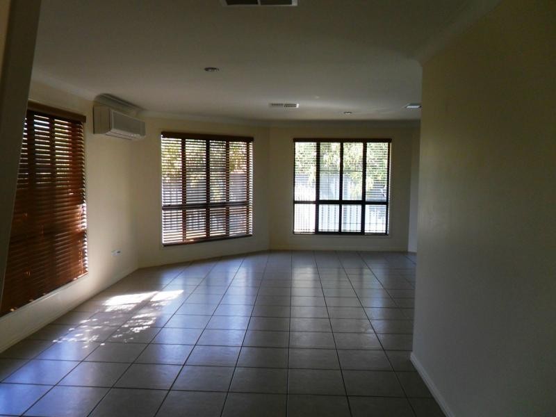 103 Bauman Way, Blackwater QLD 4717