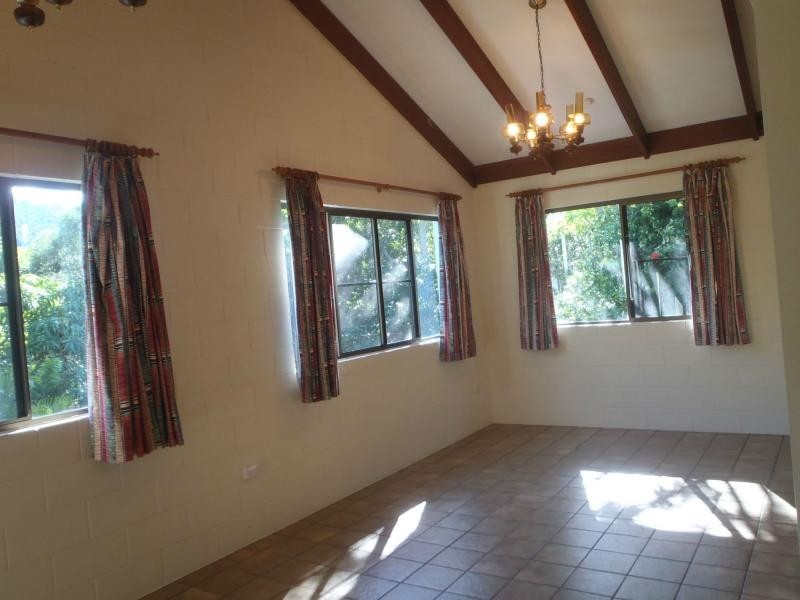 87 Jasinique Drive, Jubilee Pocket QLD 4802