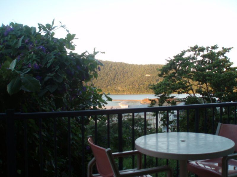 42 & 42a/5 Golden Orchid Drive, Airlie Beach QLD 4802