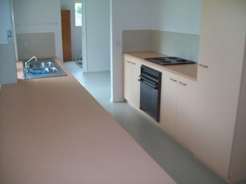 18 Duesbury Crescent, Edens Landing QLD 4207