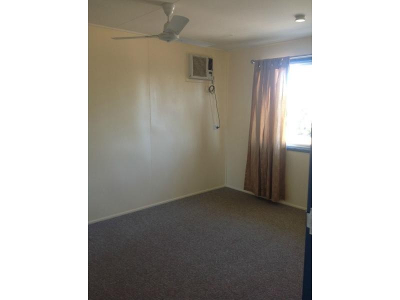 12 Stower Street, Blackwater QLD 4717