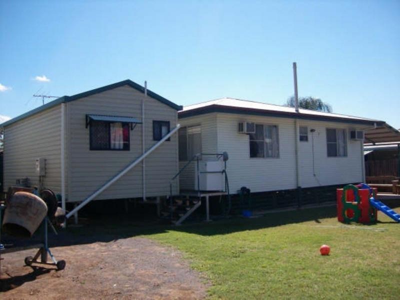 14 Myall Street, Blackwater QLD 4717