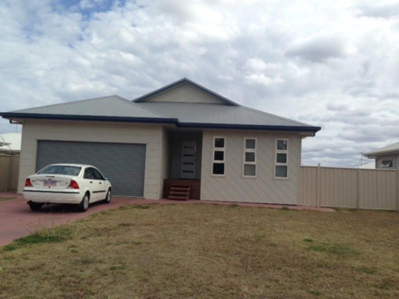 60 Gladstone Street, Emerald QLD 4720