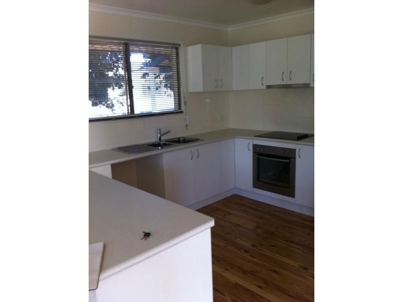 19 Arnold Street, Blackwater QLD 4717