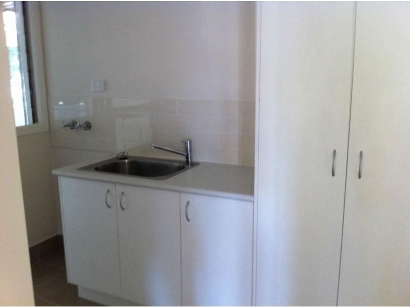 19 Arnold Street, Blackwater QLD 4717