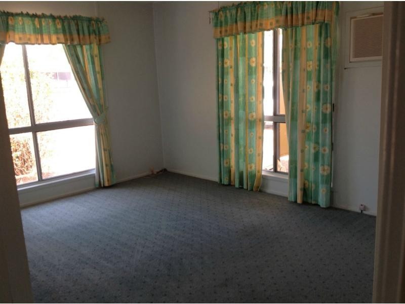 34 Littlefield Street, Blackwater QLD 4717