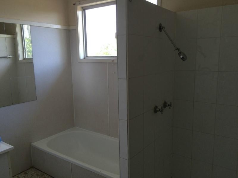 21 Blackbutt Street, Blackwater QLD 4717