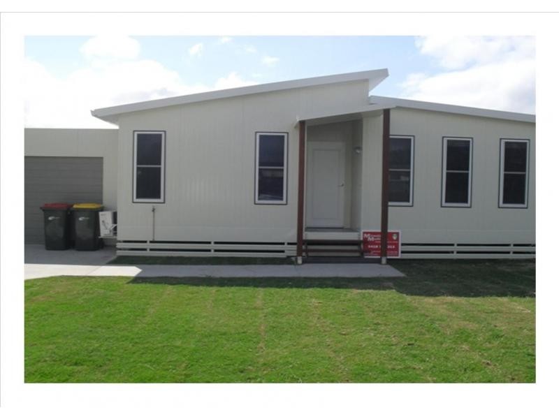 3 Bauhinia Street, Blackwater QLD 4717