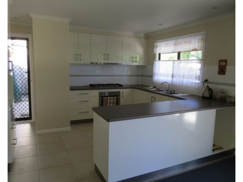 Cannonvale QLD 4802