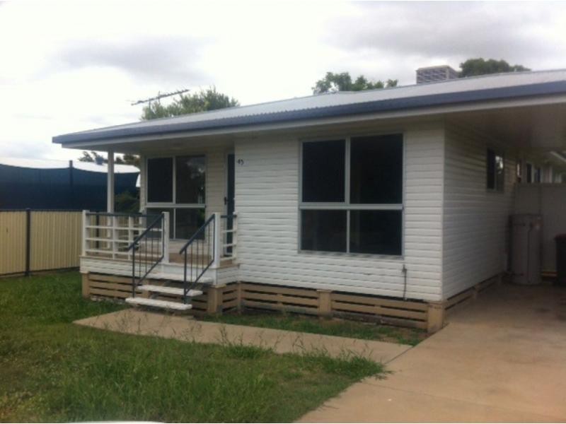 43 Fay Street, Blackwater QLD 4717