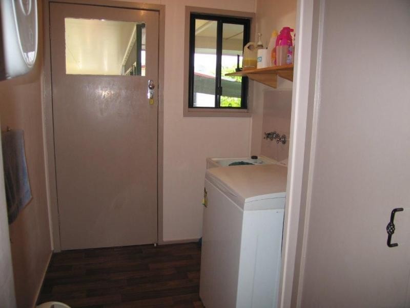 11 Bluff Street, Blackwater QLD 4717