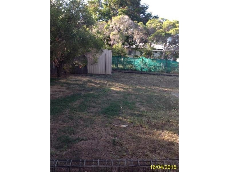 6 Oliffe Street, Blackwater QLD 4717