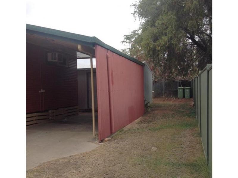 18 Fay Street, Blackwater QLD 4717