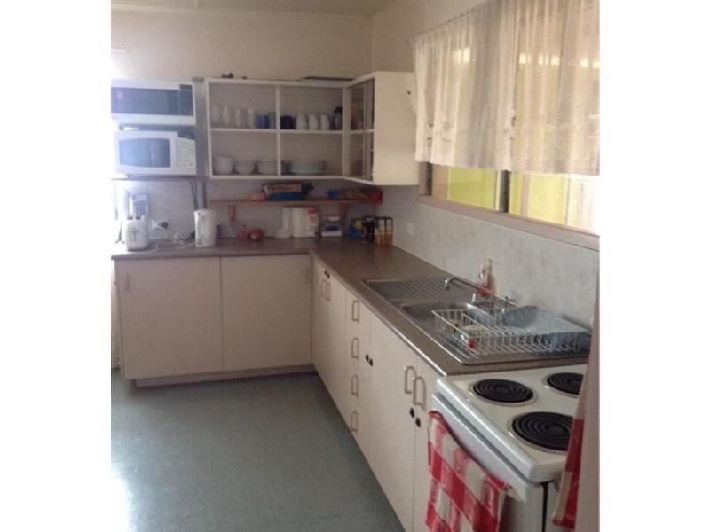 18 Fay Street, Blackwater QLD 4717