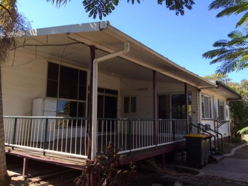 67 Opal Street, Emerald QLD 4720