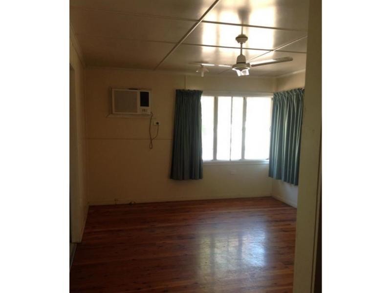 21 Talbot Street, Blackwater QLD 4717