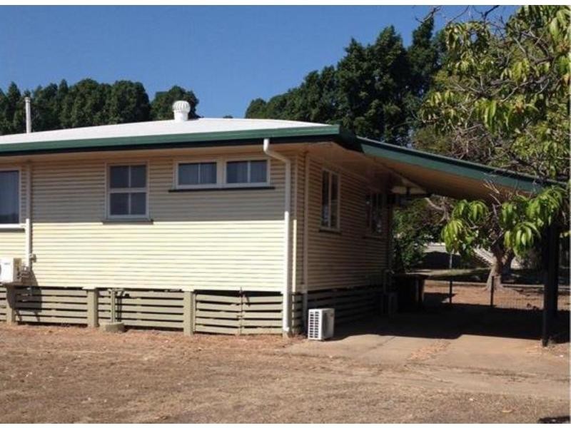 21 Talbot Street, Blackwater QLD 4717