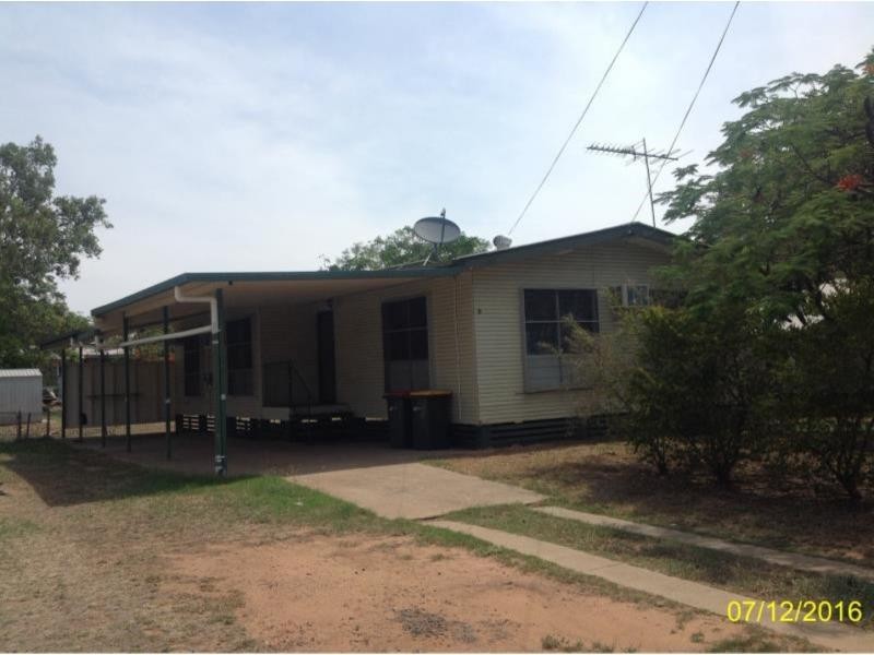 9 Bean Street, Blackwater QLD 4717