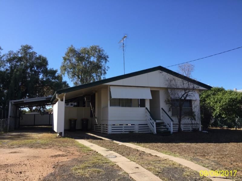 55 Littlefield Street, Blackwater QLD 4717