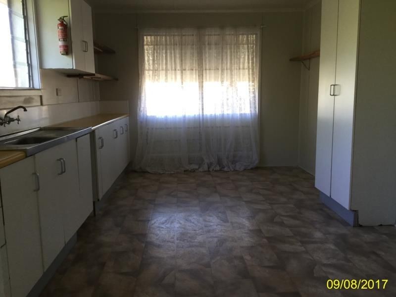 55 Littlefield Street, Blackwater QLD 4717