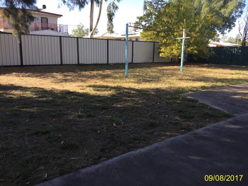 55 Littlefield Street, Blackwater QLD 4717