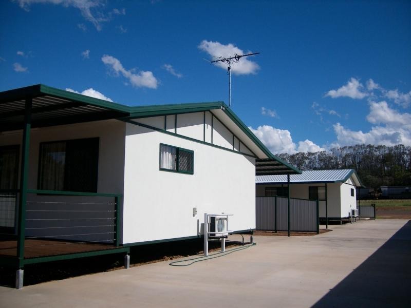 8B Main Street, Bluff QLD 4702