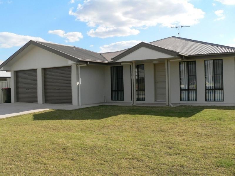 13 Desgrand Street, Emerald QLD 4720
