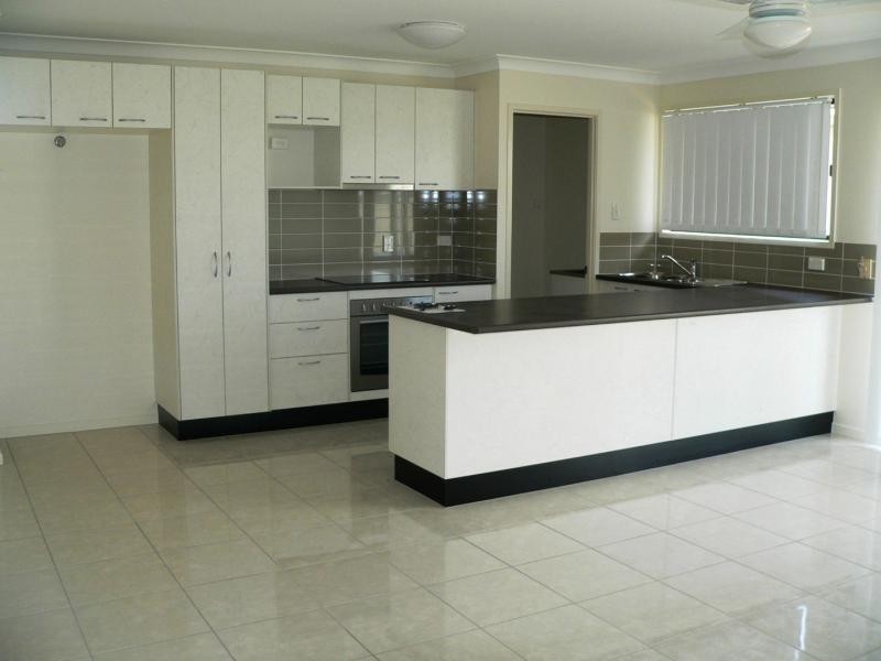 13 Desgrand Street, Emerald QLD 4720