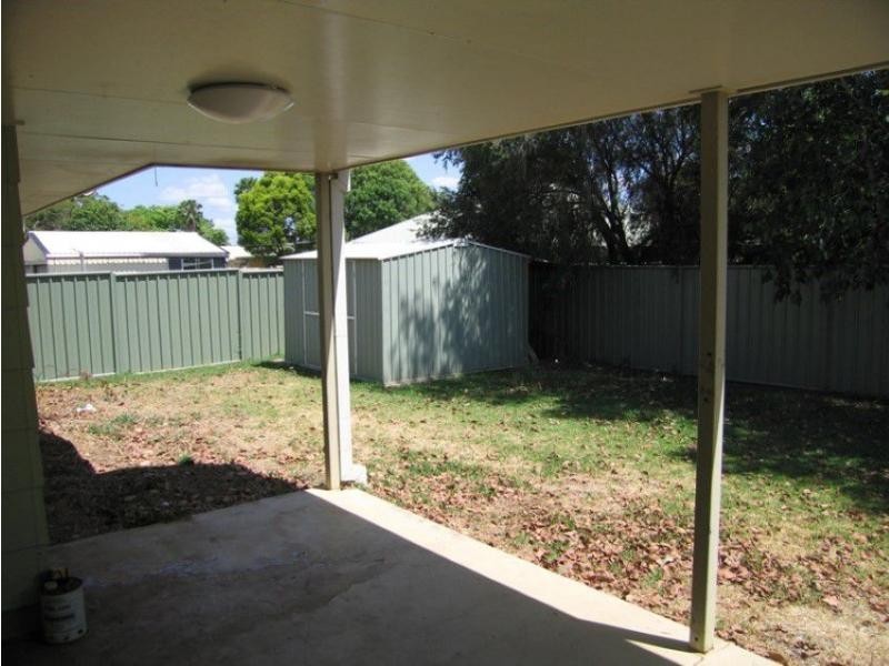 42 Jacqueline Drive, Emerald QLD 4720
