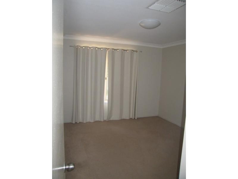 42 Jacqueline Drive, Emerald QLD 4720