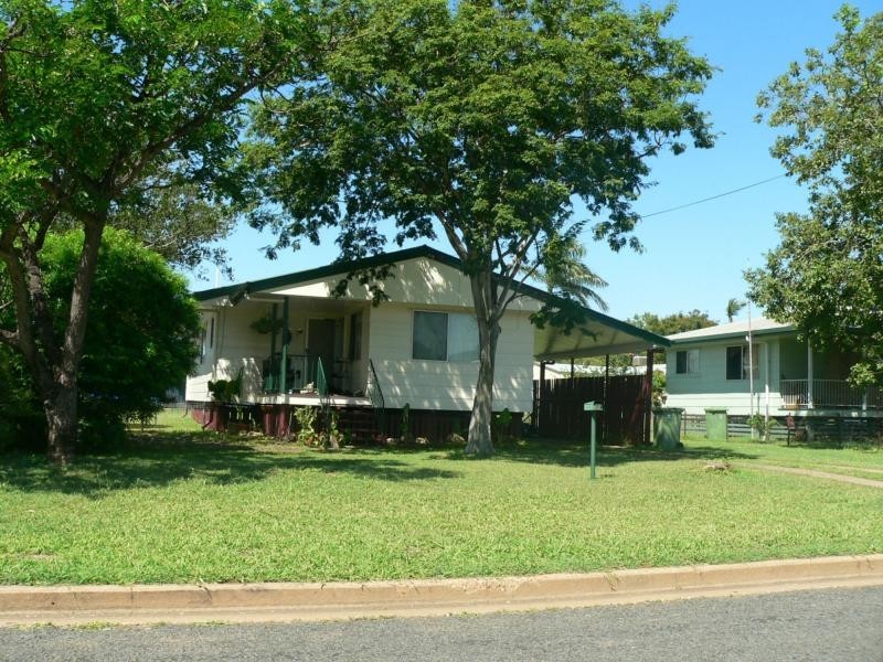 21 Eucalyptus Street, Blackwater QLD 4717