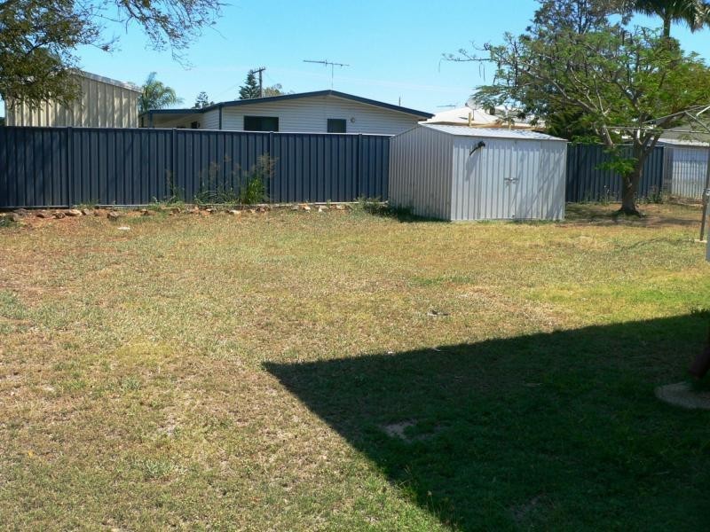 21 Eucalyptus Street, Blackwater QLD 4717