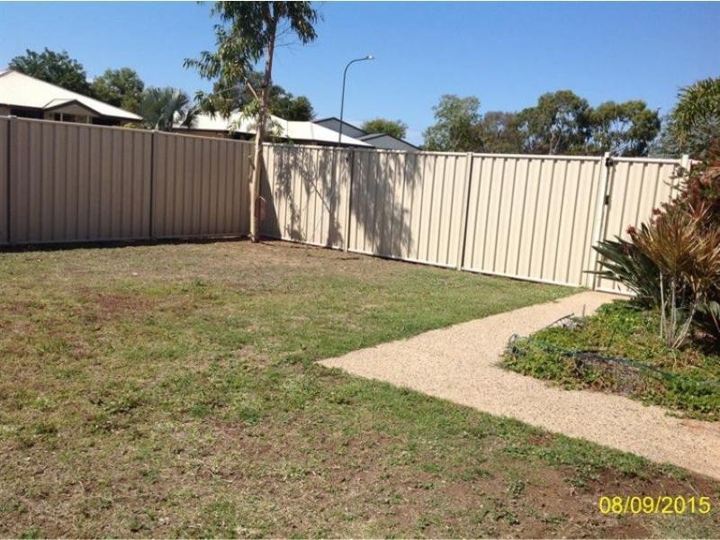 28 Blue Gums Drive, Emerald QLD 4720
