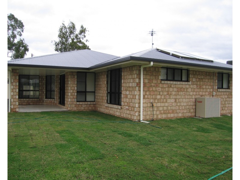 34 Eucalyptus Street, Blackwater QLD 4717