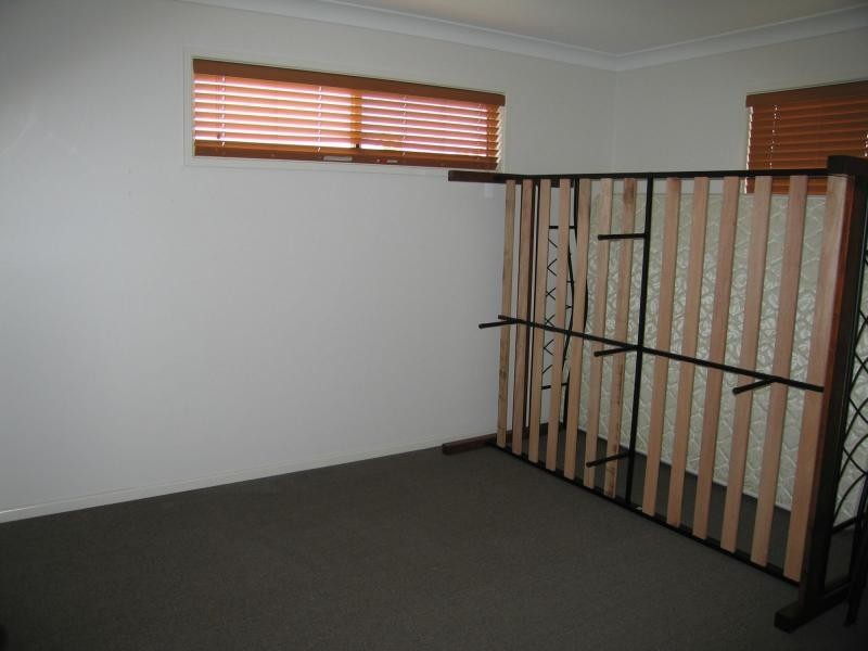 8B Boonery Street, Blackwater QLD 4717