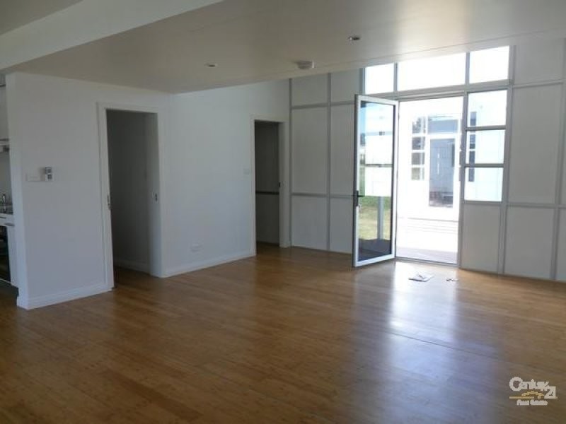Unit 4/51 Bremner Street, Blackwater QLD 4717