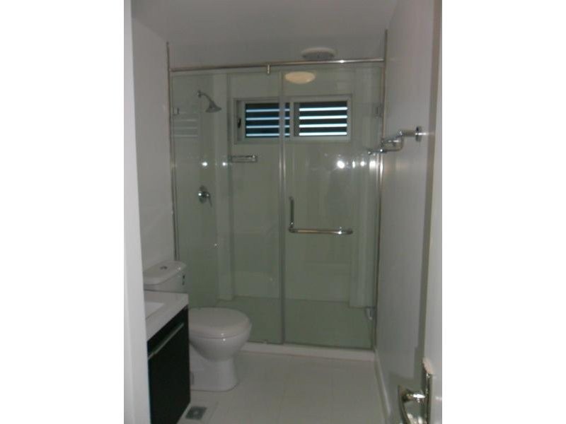 Unit 4/51 Bremner Street, Blackwater QLD 4717