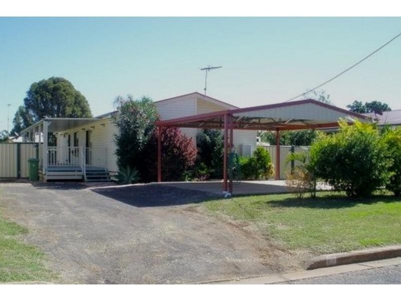 14 Long street, Blackwater QLD 4717