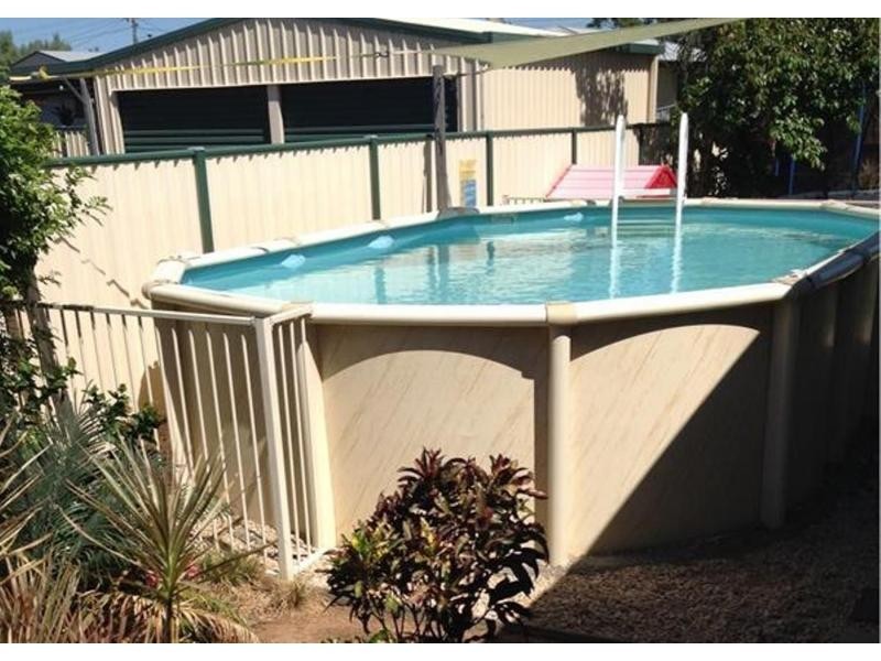 14 Long street, Blackwater QLD 4717