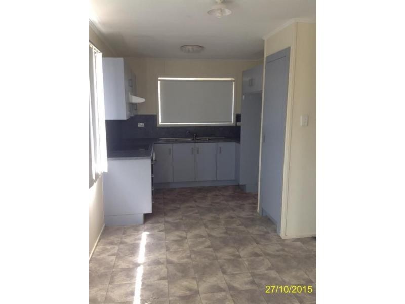 59 Wattle Street, Blackwater QLD 4717