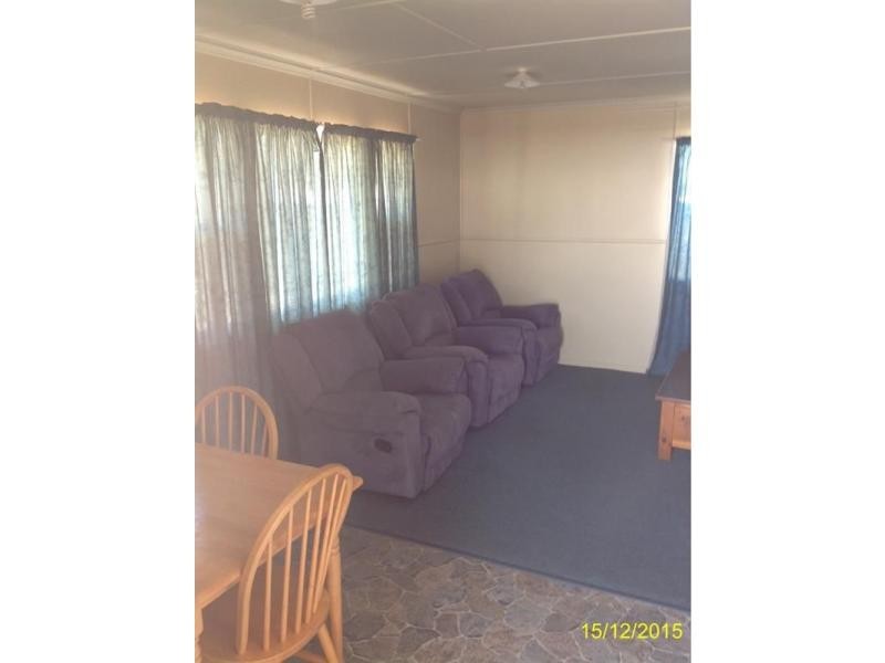 27 Fay Street, Blackwater QLD 4717