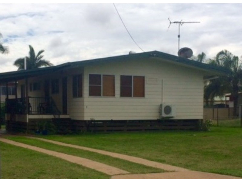 8 Lawless Street, Blackwater QLD 4717