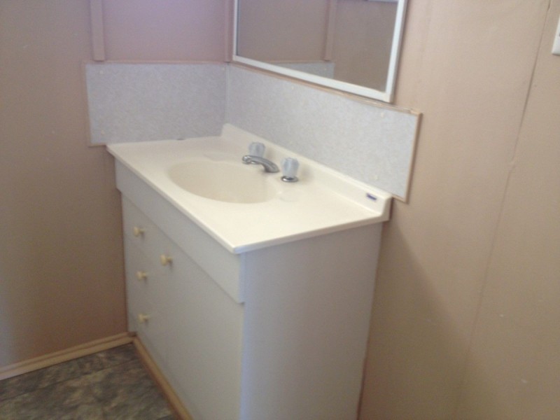 8 Lawless Street, Blackwater QLD 4717