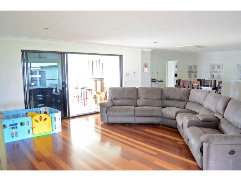 21 Stower Street, Blackwater QLD 4717