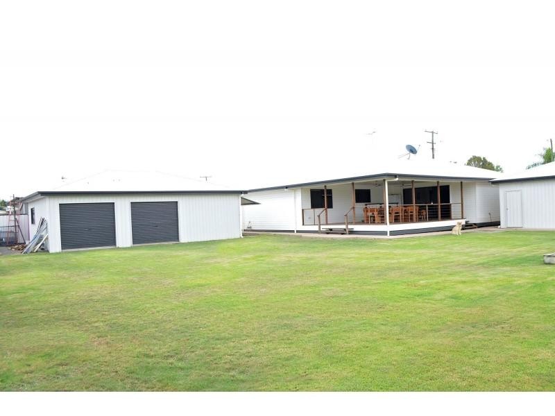 21 Stower Street, Blackwater QLD 4717